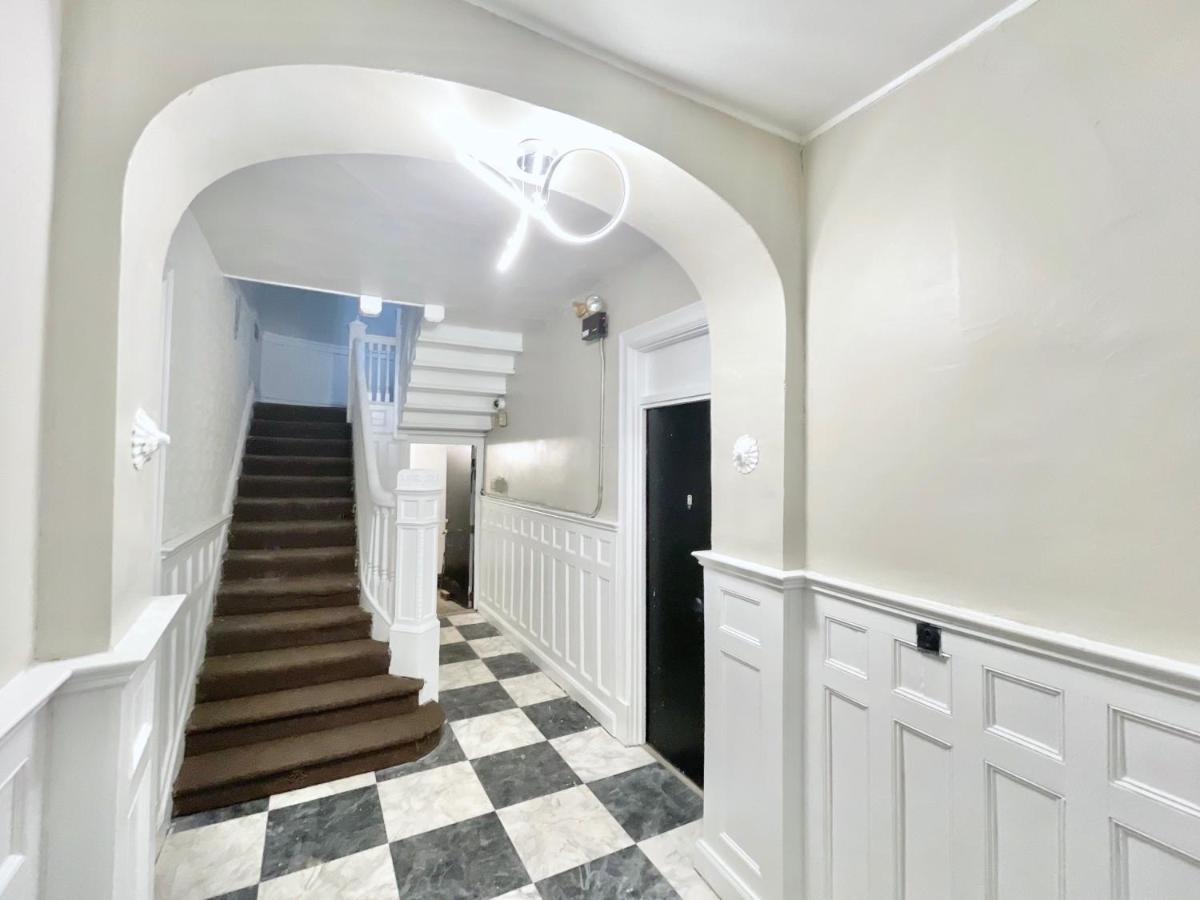 The Warhola Bloomfield By Luxe Pgh Apartment Питсбърг Екстериор снимка
