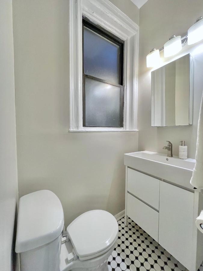 The Warhola Bloomfield By Luxe Pgh Apartment Питсбърг Екстериор снимка